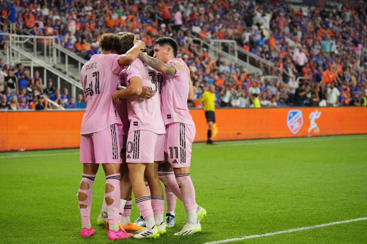 FC Cincinnati Hancurkan Inter Miami 3-0: Malam Penuh Kekecewaan untuk Lionel Messi dkk. di TQL Stadium