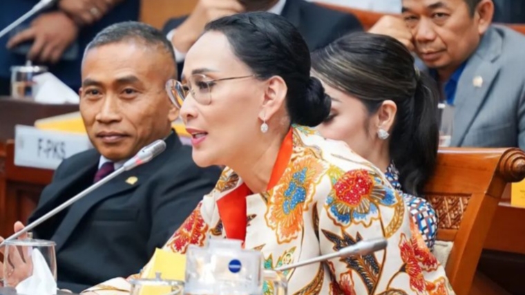 Komisi I DPR Desak Komdigi Atasi Kesenjangan Digital, Soroti Akses Internet di Daerah dan Defisit Anggaran