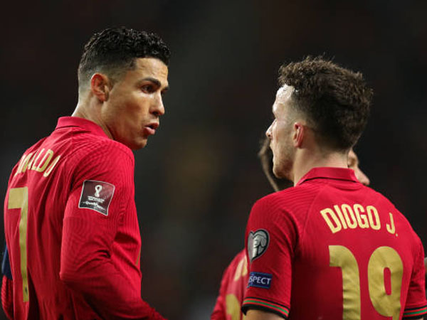 Kontroversi Absennya Cristiano Ronaldo di Pemakaman Diogo Jota: Dilema Bintang Global dan Ekspektasi Kepemimpinan