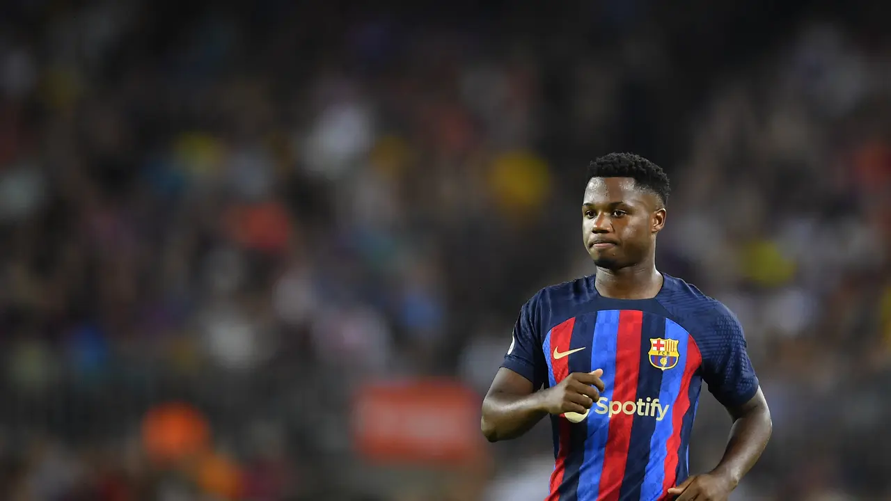 Lamine Yamal Dikontrak Jangka Panjang oleh Barcelona, Resmi Kenakan Nomor 10 Keramat