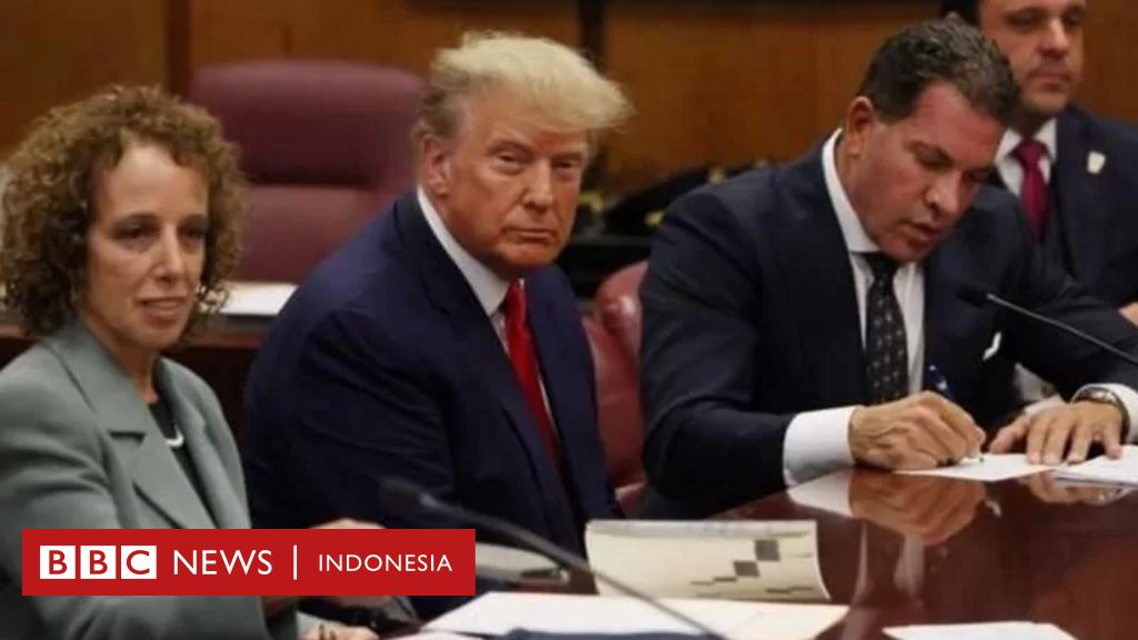 Momen Tak Terduga di Panggung Juara: Donald Trump Puji Cole Palmer, Sang Bintang Chelsea Tetap 'Dingin' di Piala Dunia Antarklub 2025