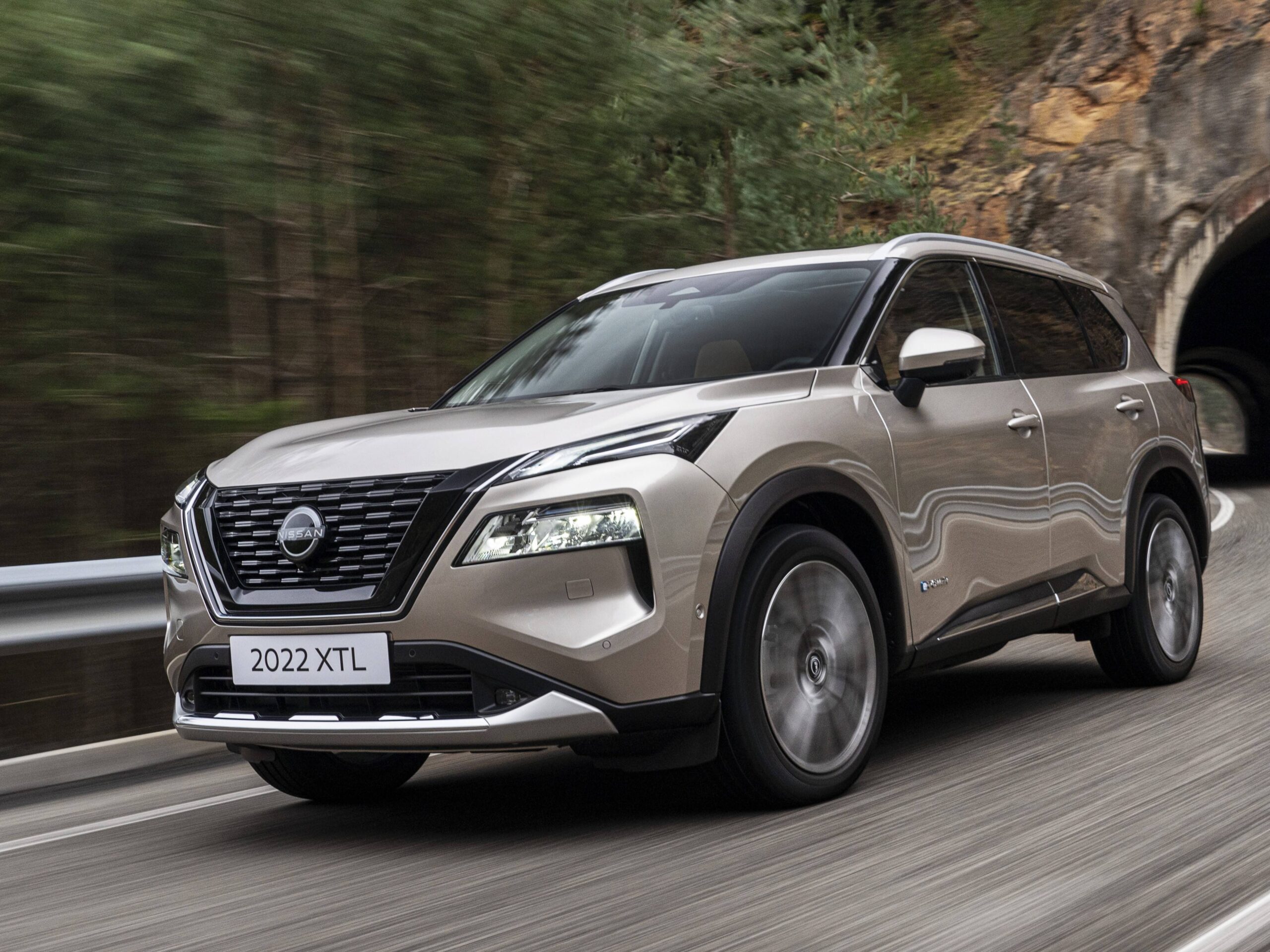 Nissan Siap Gebrak GIIAS 2025 dengan X-Trail e-Power Hybrid dan Kembalinya Nissan Patrol, Menandai Era Baru di Pasar Otomotif Indonesia