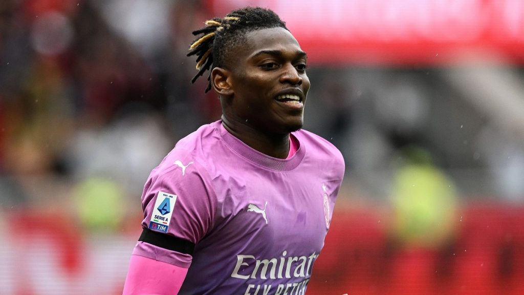 Rafael Leao Balas Kritikan Pedas Antonio Cassano, Drama di Lapangan Hijau dan Media Sosial Berlanjut