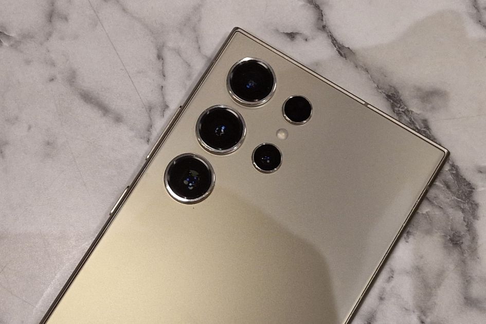 Samsung Galaxy Z Fold7: Lompatan Revolusioner Kamera Internal dan 200MP, Mengakhiri Era UDC Demi Produktivitas Puncak