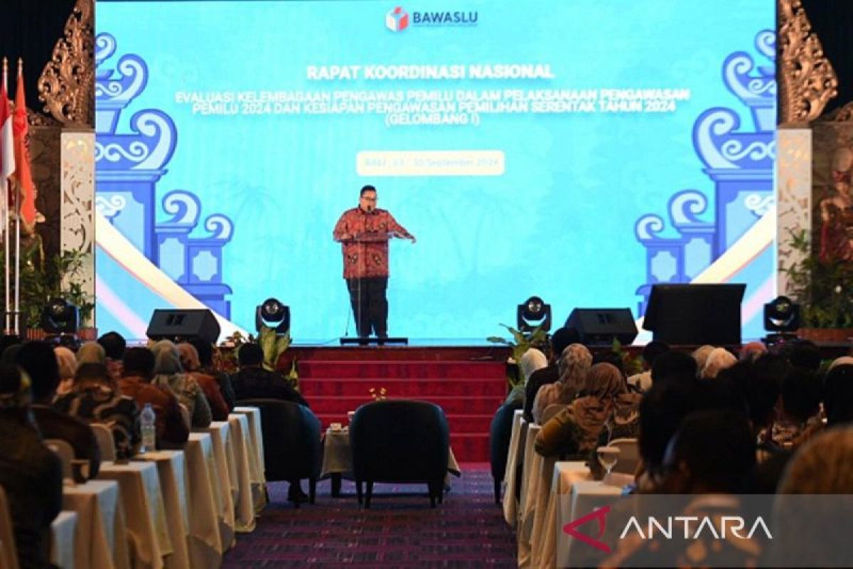 Skandal Perjalanan Istri Menteri UMKM dan Kekayaan Maman Abdurrahman: Dari Dugaan Fasilitas Negara Hingga Garasi Mewah