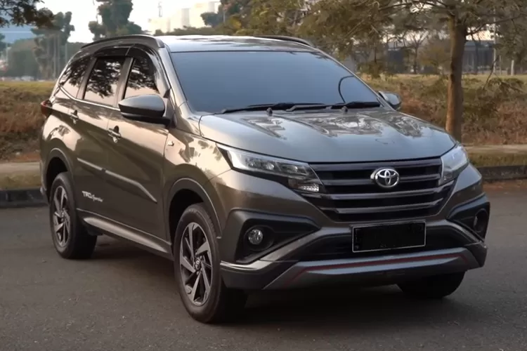 Toyota Rush: Varian GR Sport Manual Mendominasi Penjualan, Mengungkap Rahasia Daya Tariknya di Pasar Otomotif Indonesia